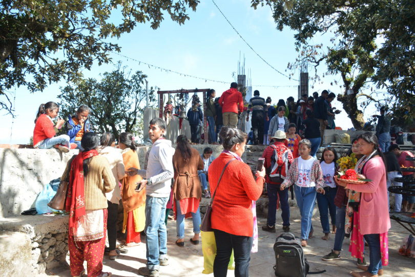 छिम्केश्वरीमा सात हजार भक्तजनले दर्शन गरे