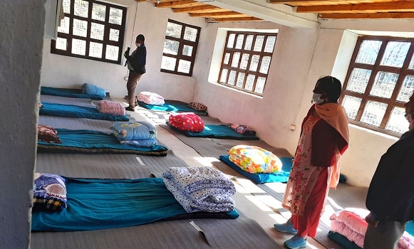 रुपैडिया नाकाबाट आएकालाई क्वारेन्टाइनमा राखिने