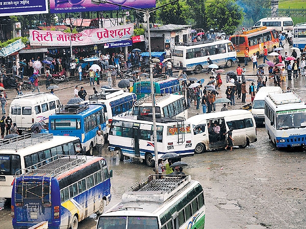 बैंकको ब्याजदर शतप्रतिशत छुट दिन व्यवसायीको माग