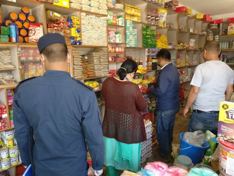 बजारमा अखाद्य बस्तु छ्याप–छ्याप्ती