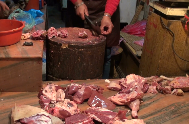 लगनखेलका अधिकांश मासु पसल मापदण्डविपरीत