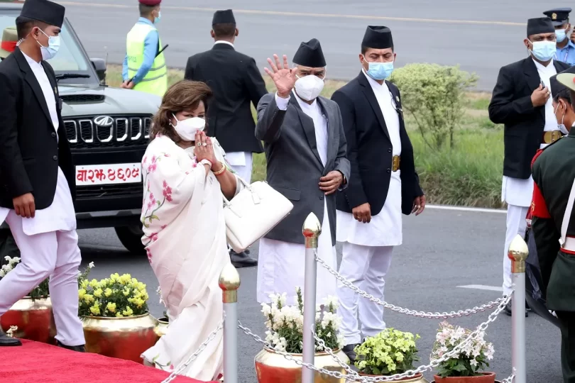 ब्यापार घाटा कम गर्न आर्थिक मुद्धामा  नबोलेको प्रधानमन्त्रीको भारत भ्रमण
