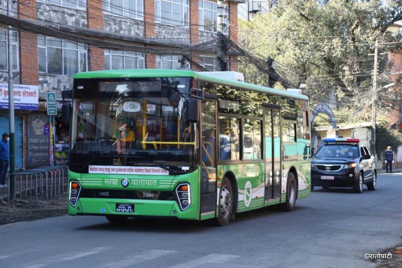 नयाबर्षदेखि काठमाडौंमा राती पनि सार्वजनिक बस चल्ने