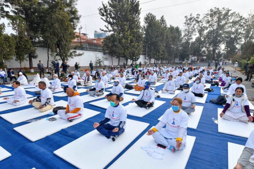 आज विश्व योग दिवस : नेपाल योगको मूल गन्तव्य बन्न सक्ने राष्ट्रपतिको विश्वास