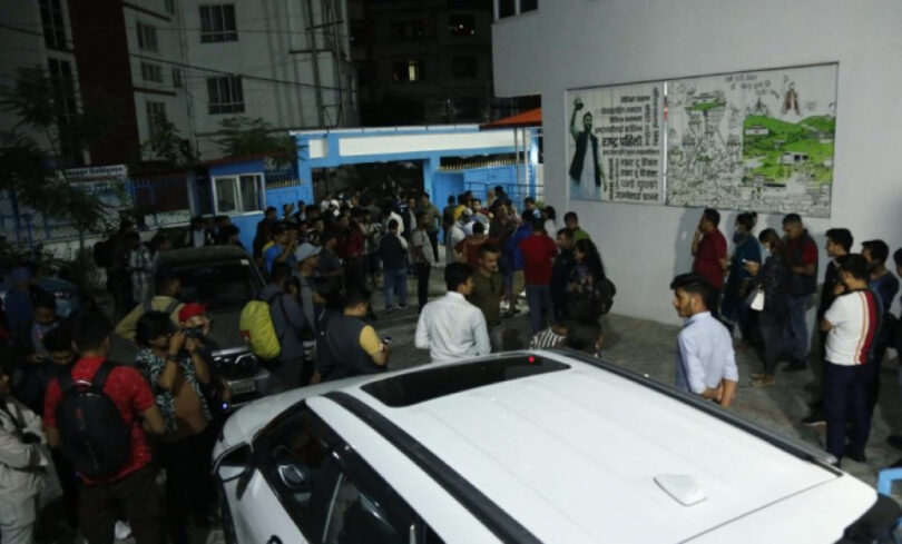 रवि लामिछानेलाई पक्राउ गर्न प्रहरी टोली परिचालन, रास्वपामा खैलाबैला