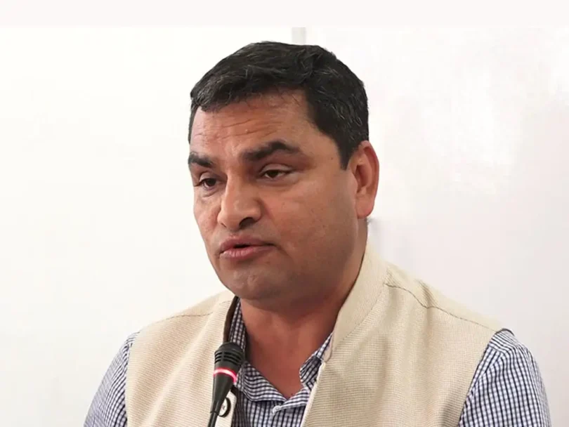 आर्थिक अभावमा कोही बालबालिका क्यान्सरको उपचारबाट वञ्चित हुनुपर्दैन : मन्त्री पौडेल