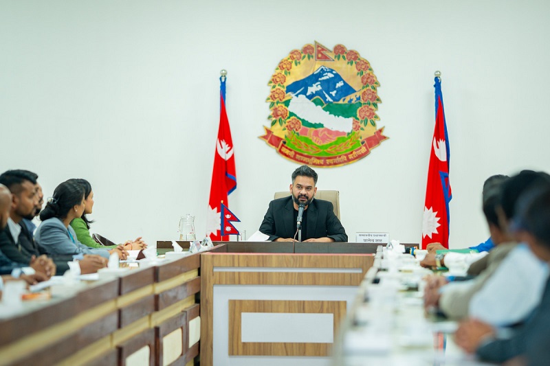 मधेशका सांसदसँग प्रधानमन्त्री शाहको छलफल