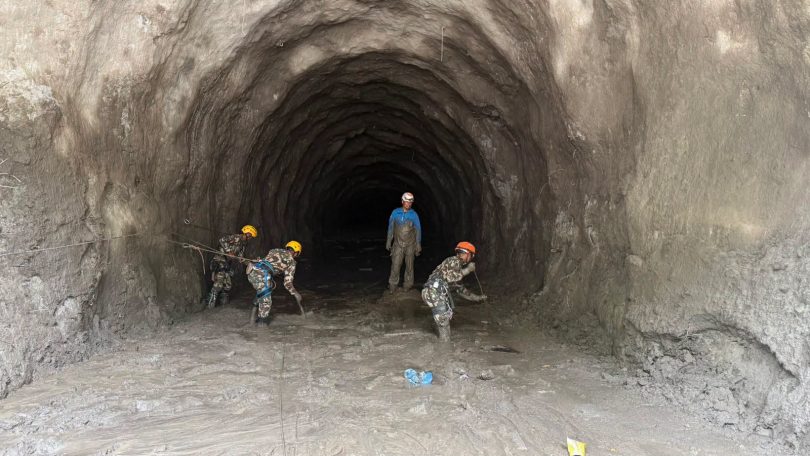 सबै टनेलको ‘ब्रेक थ्रु’ नभएसम्म खोजी कार्य जारी रहने