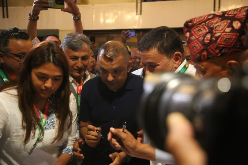 कांग्रेस सभापतिमा गगन थापाको उमेदवारी